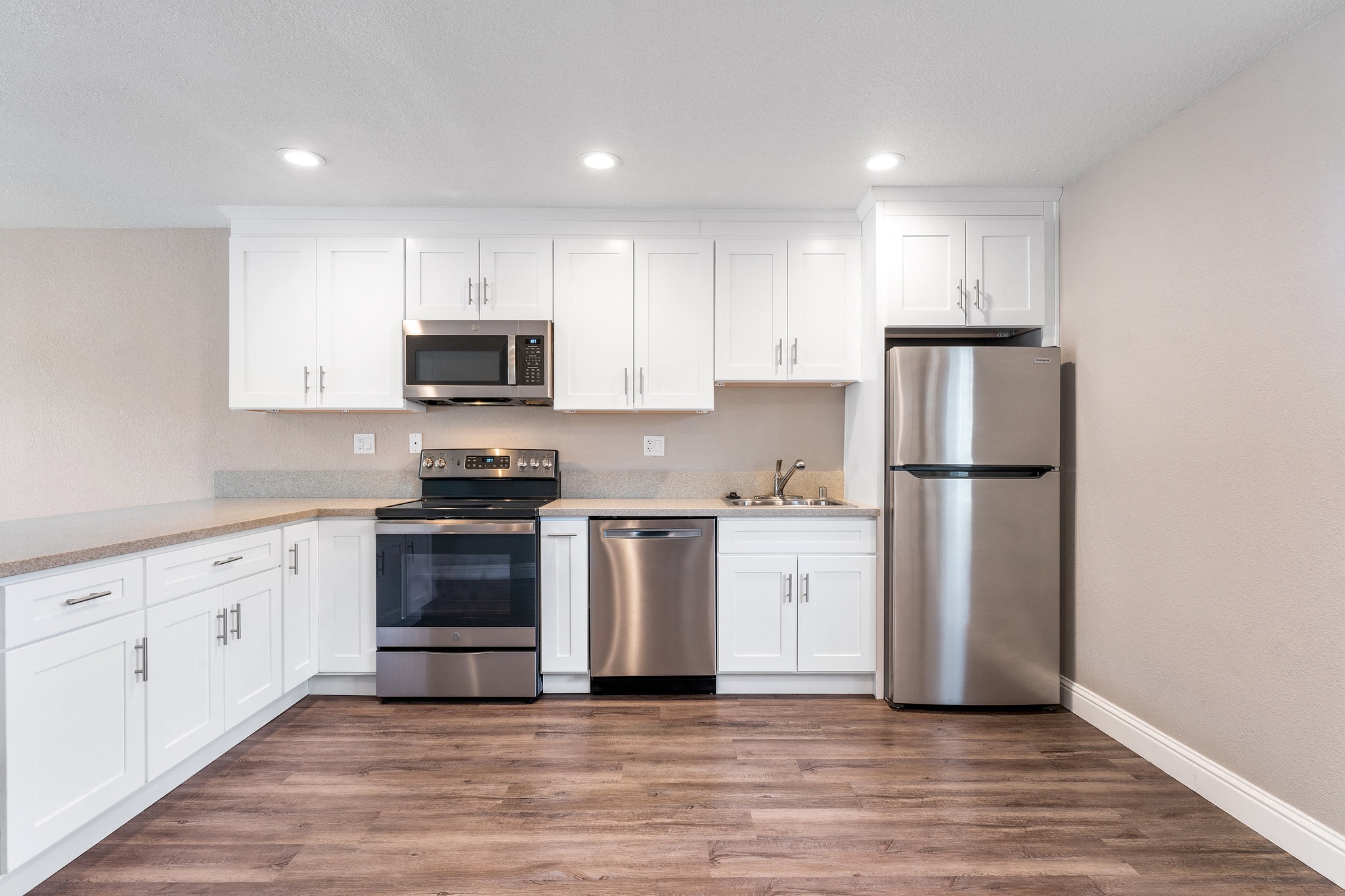 Fremont Arms Apartments photo 4